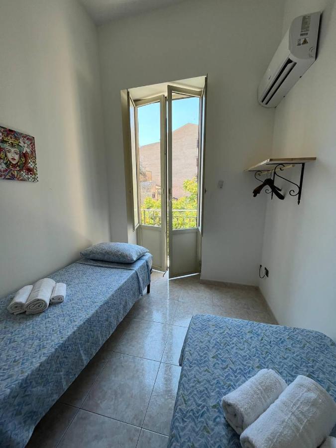 Al Cortile Di Maqueda Apartment Palermo Exterior photo